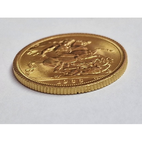 173 - British 1966 Queen Elizabeth II One Sovereign (Full) Gold Coin, (Approx. 7.98g, Ø:22mm, 22ct Gold).
... 