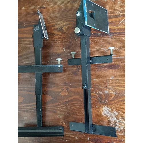 329 - 4 x Metal Wall Brackets (Black)