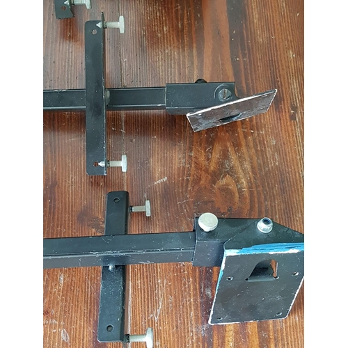 329 - 4 x Metal Wall Brackets (Black)