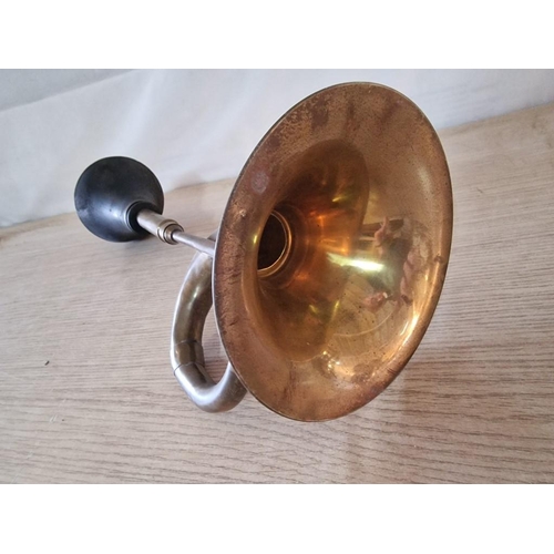 184 - Vintage Brass Car Horn