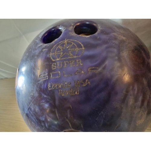 411 - 2 x Bowling Balls; Super Solar Size 15 and Columbia 300 (Finger Holes a/f), (2)