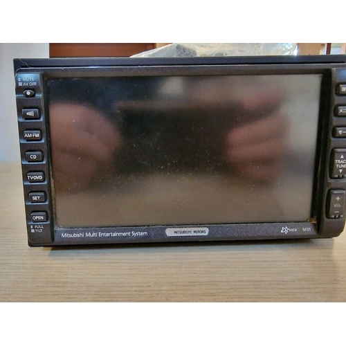 617 - Mitsubishi Multi Entertainment System, (NR-VZ600CD), (D:18.5 x W:18.5 x H:10.4cm)