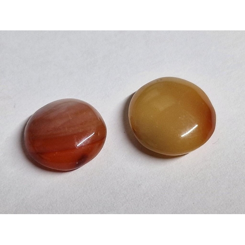 740 - 2 x Loose Yemeni Flat Back Agate Stones, (Largest Approx. Ø: 12mm), (2)