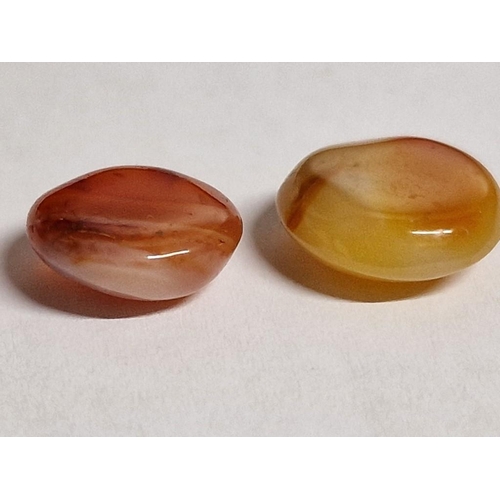 740 - 2 x Loose Yemeni Flat Back Agate Stones, (Largest Approx. Ø: 12mm), (2)