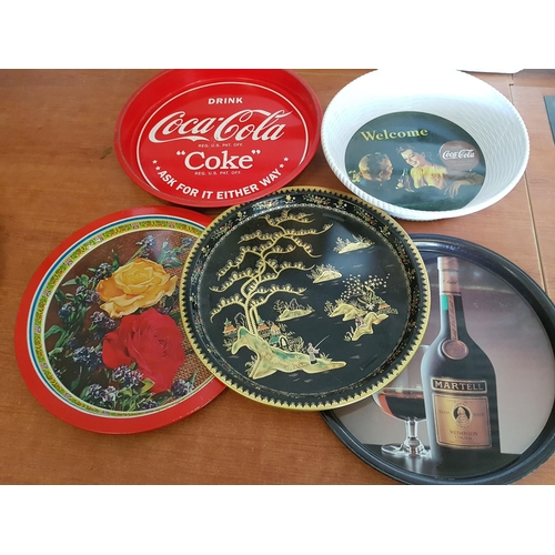 776 - Collection of 5 x Retro Round Trays; Coca Cola Trays (Plastic and Metal) and 2 x Different Pattern M... 