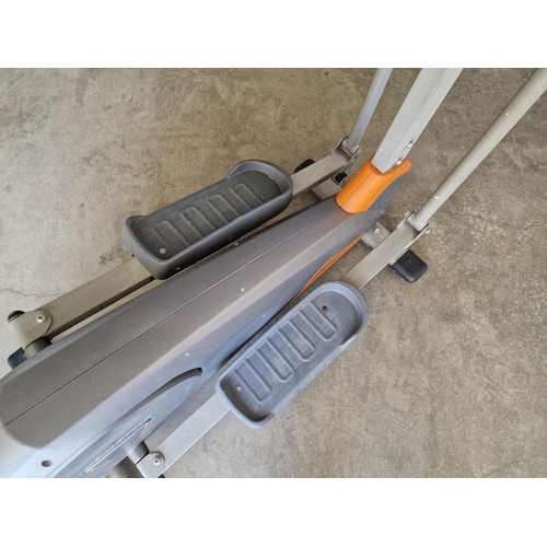 691 - Sportop E850 Cross Trainer / Elliptical Machine (Un-Tested)