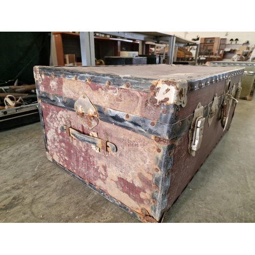 92 - Vintage Travelling Trunk with Leather Carrying Handles and Metal Clasps, (Approx. 90 x 51 x 36cm)