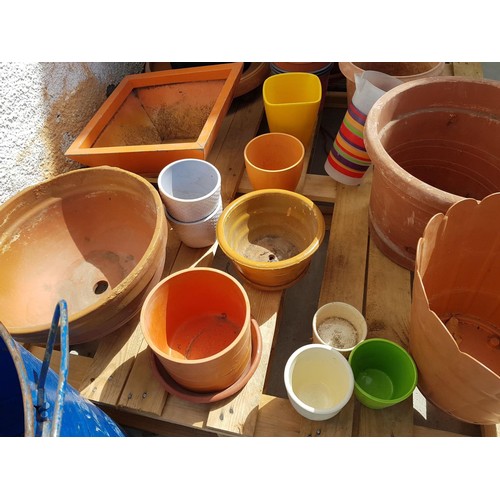 461 - Large Collection of Garden Accessories (Pots, Barrel etc)