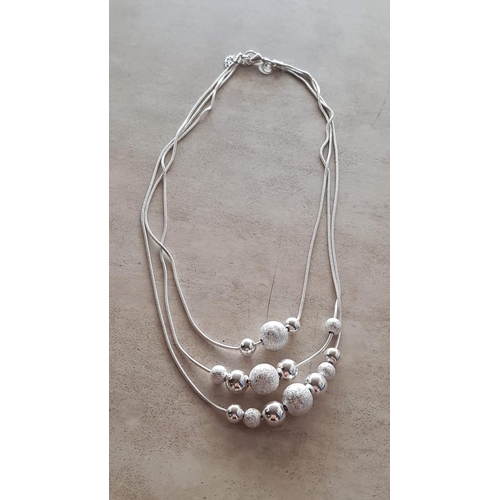 435 - .925 Silver Set; Necklaces (L:39.5cm) Total Weight 16gr Together with Dangling Earrings in Shape of ... 