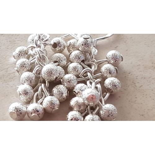 435 - .925 Silver Set; Necklaces (L:39.5cm) Total Weight 16gr Together with Dangling Earrings in Shape of ... 