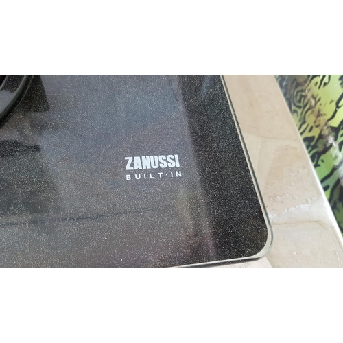 484 - Hob Gas Black Glass with Ignition, Zanussi Brand *Basic Test and Working*