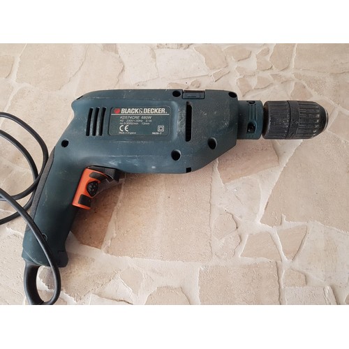 544 - Black & Decker, KD574CRE, 680w, Hand Drill