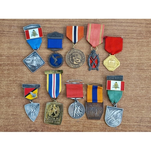 259 - Collection of 10 x Assorted Medals (see multiple catalogue photos)