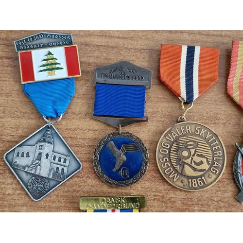 259 - Collection of 10 x Assorted Medals (see multiple catalogue photos)