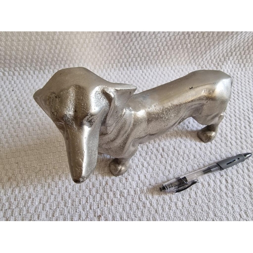 28 - Vintage Cast Metal Silver Tone Dachshund (Sausage Dog) Figurine / Ornament