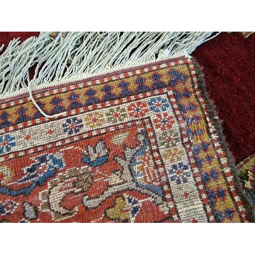 13 - Decorative Persian Style Carpet, Wool, (Approx. 190 x 120cm)