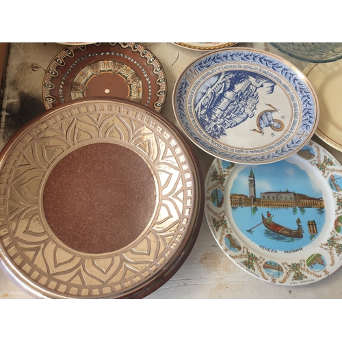 366m - Vintage / Retro Collection of Various Plates in Different Size, Style Material etc (10pcs)