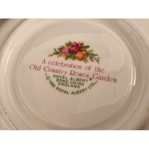 8 - Royal Albert 'A Celebration of the Old Country Roses Garden' Bone China Tea Cup & Saucer with Displa... 