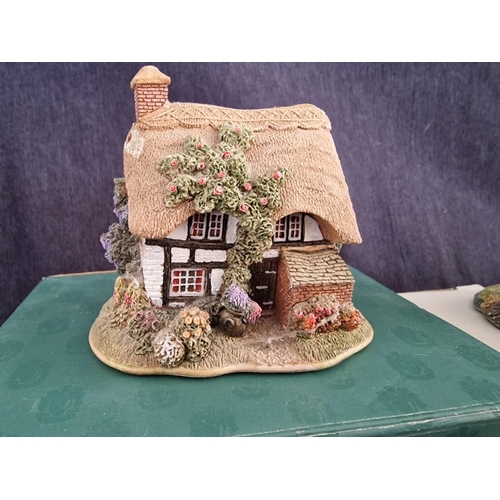 243 - 3 x Lilliput Lane Cottage / House Ornaments with Original Boxes and Title Deeds!, Handmade in Englan... 