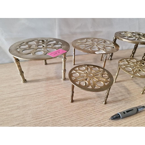 27 - 6 x Vintage Brass Trivets, (Approx. 8cm to 13cm), (6)