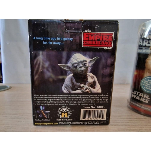 102 - 2 x Star Wars 'Yoda' Collectable Items; Limited Edition Bust by Gentle Giant Ltd, (Item 7002, No. 03... 