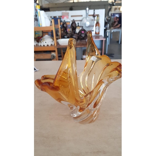 214 - Retro Amber Art Glass Basket (Mid-Century), (Approx 25 x 23cm)