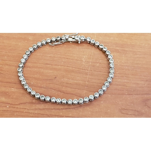 310 - .925 Silver Tennis Bracelet with Clear Stones (Total Weight 8gr, L:19.5cm)