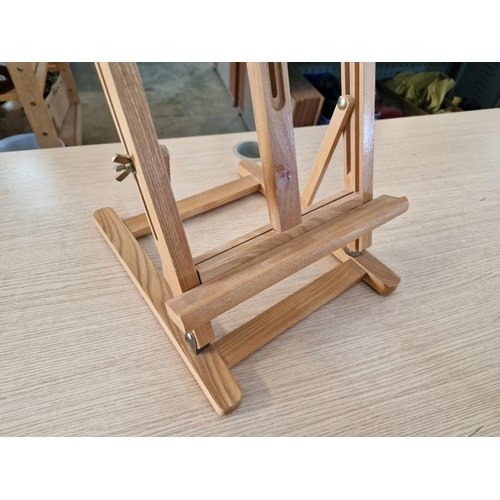 117 - Table Top Wooden Easel / Art Stand, Folding