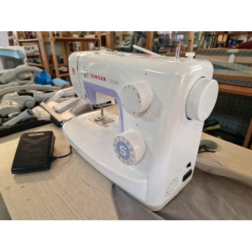 119 - Singer Electric Sewing Machine with Foot Pedal and Soft Cover, (Model: 3232)