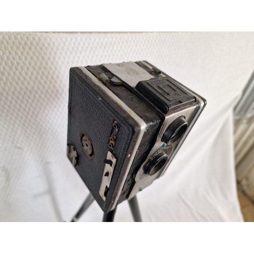 47 - Vintage Coronet D-20 Box Camera on Tripod