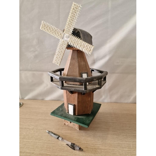 768 - Vintage Handmade Wooden Windmill (Approx. H: 41cm)