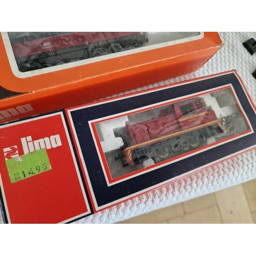 144 - Large Collection of Model Trains, 'Lima' HO Scale (1:87), Incl. Diesel Engines, Models 1630L, V160 0... 