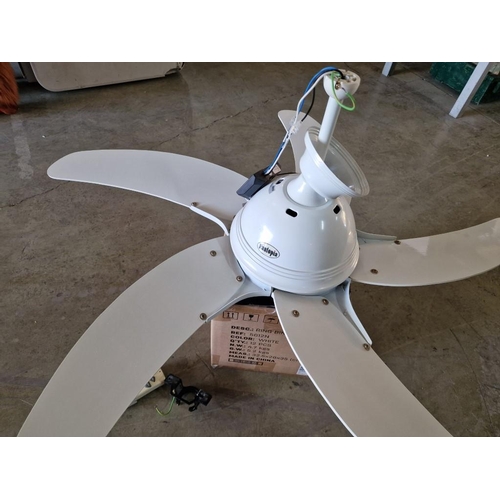 107 - 'Fantopia Moonraker' White Colour 5 x Curved Blade Ceiling Fan with Light and Remote Control, (Just ... 