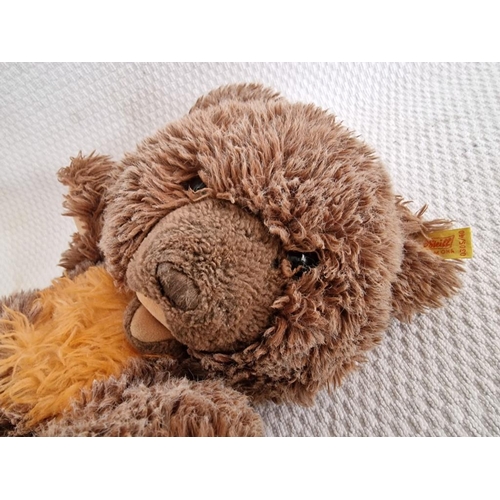 617 - Vintage Steiff 'Zotty' Teddy Bear, #0305/40, Made in Western Germany,  (Approx. H: 40cm)