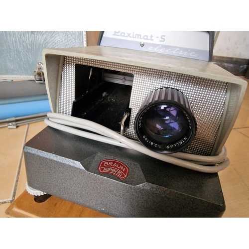 621 - Vintage Braun 'Paximat - S' Slide Pojector, Together with Agfa 'Movector E8' 8mm Movie Projector and... 