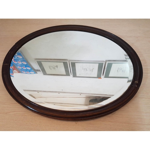 622 - Antique Oval Mirror in Heavy Wooden Frame (A/F), (67 x 52cm)