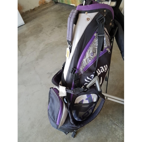 650 - Callaway Girls Junior gold Club Set with Bag and Trolley (Dunlop)