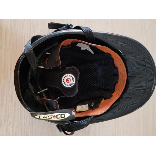 670 - Casco Horse Riding Helmet (EN 1384) Model: Master, Size M (54 - 57cm) Weight 430 - 460gr Produces 20... 