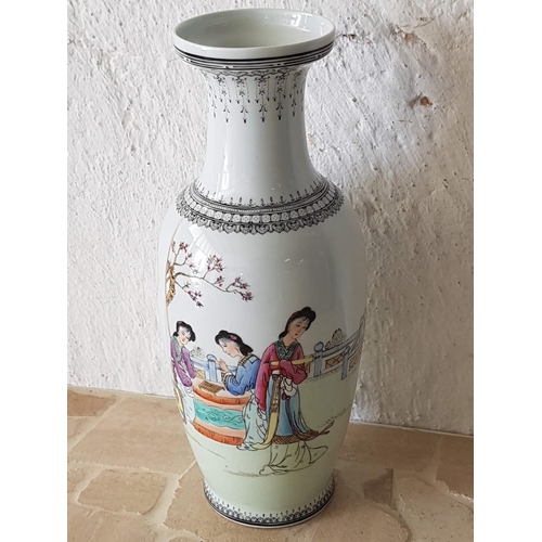 671 - Hand Painted Porcelain Chinese Vase 