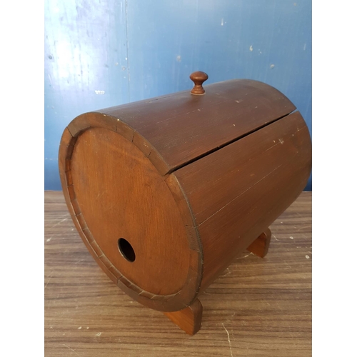 680 - Small Wooden Wine Barrel on Stand (Ø: 30cm x H: 35cm)