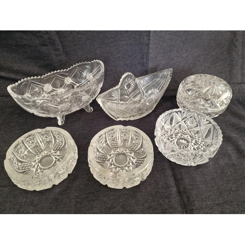 199 - Collection of Crystal & Glassware; Bowls, Pair of Large Ashtrays / Dishes and Lidded Trinket Dish, (... 