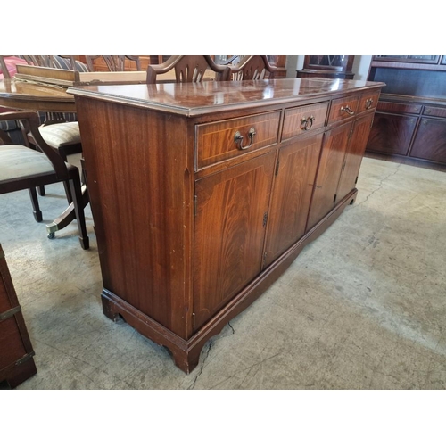 262 - Classical Style Sideboard with 4-Drawers and 4-Cupboards, (Approx. 183 x 45 x 81cm)