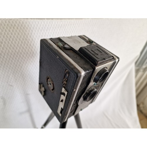 36 - Vintage Coronet D-20 Box Camera on Tripod