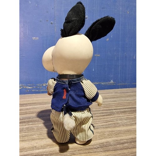 21 - Vintage Peanuts 'Snoopy' Baseball Figure, Sitting / Standing, Circa 1966, (Approx. H: 20cm, plus ear... 