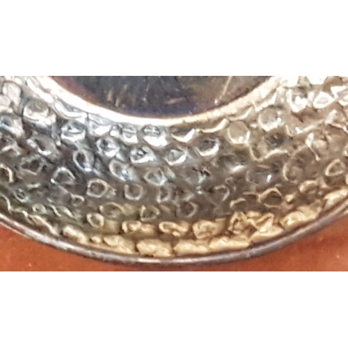 177 - Silver (.925) Dish / Small Bowl with Hammered Finish Pattern, (Approx. Ø: 6.5cm, 9.5g)