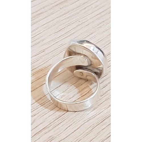 207 - Silver (.925) Shell Ring, (Approx. Size: N)