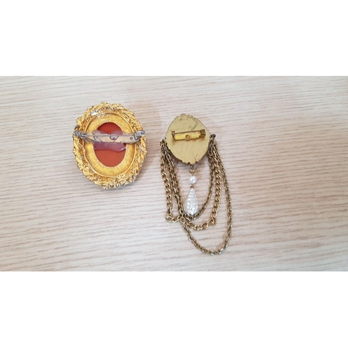 259 - Collection of Retro 'Cameo' Costume Jewellery, (Brooches, Pendants, Necklace, Earrings, Ring, etc), ... 