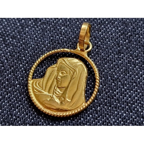 131 - 18ct Gold Pendant with Pierced Virgin Mary and Rope Design Rim, (Approx. Ø: 12mm, 0.4g)