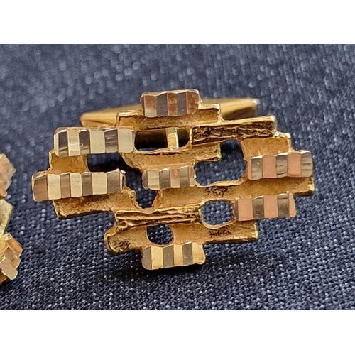 138 - Pair of 18ct Gold Vintage Cufflinks, with Pierced Textured Design, (Approx. 25 x 16mm Overall, 12.2g... 