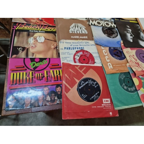 1A - Large Collection of Assorted 45rpm Single Vinyl Records, (see multiple catalogue photos for artists ... 